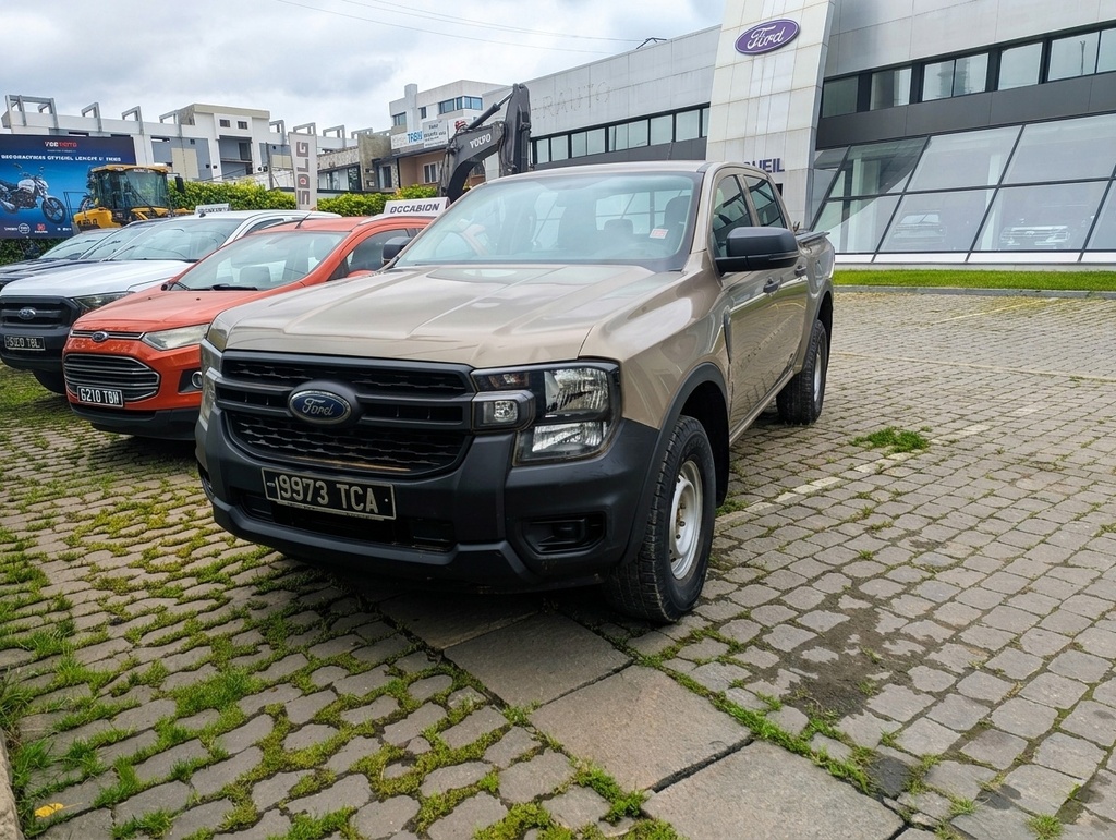 Ford Ranger Base Beige 2024