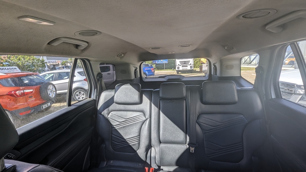 Ford Everest XLT 2024 blanc occasion