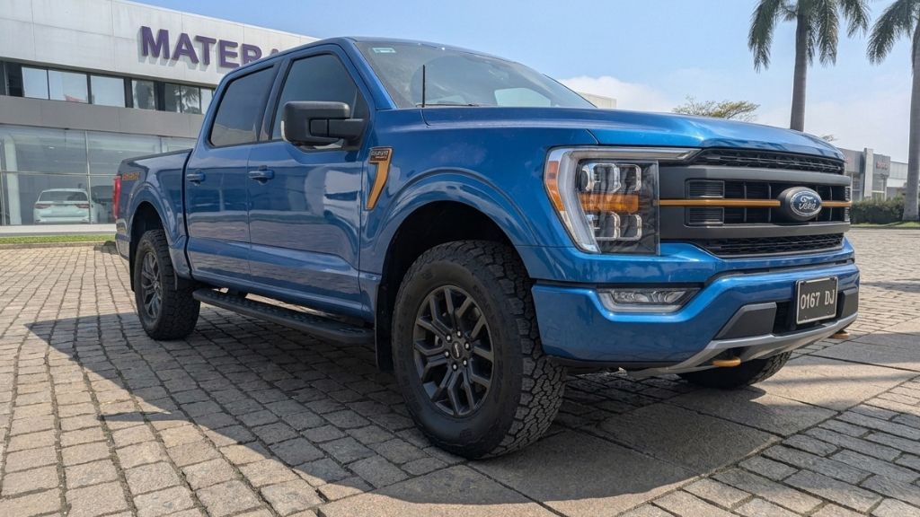 Ford F-150 XLT 4x4 Sport Package FX4 occasion